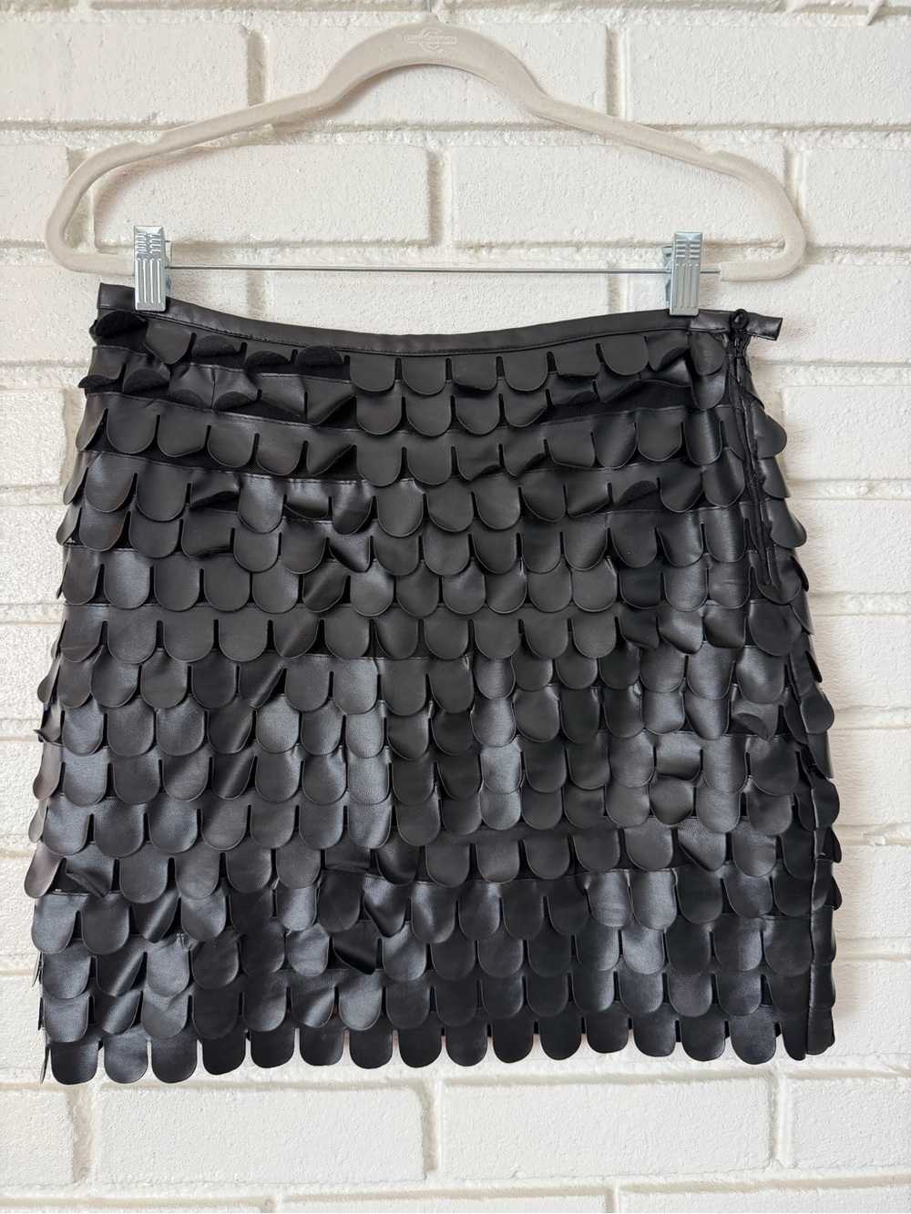 Max Studio Black Petal Scalloped Fringe Layer Mini Skirt Faux Leather Effect 6